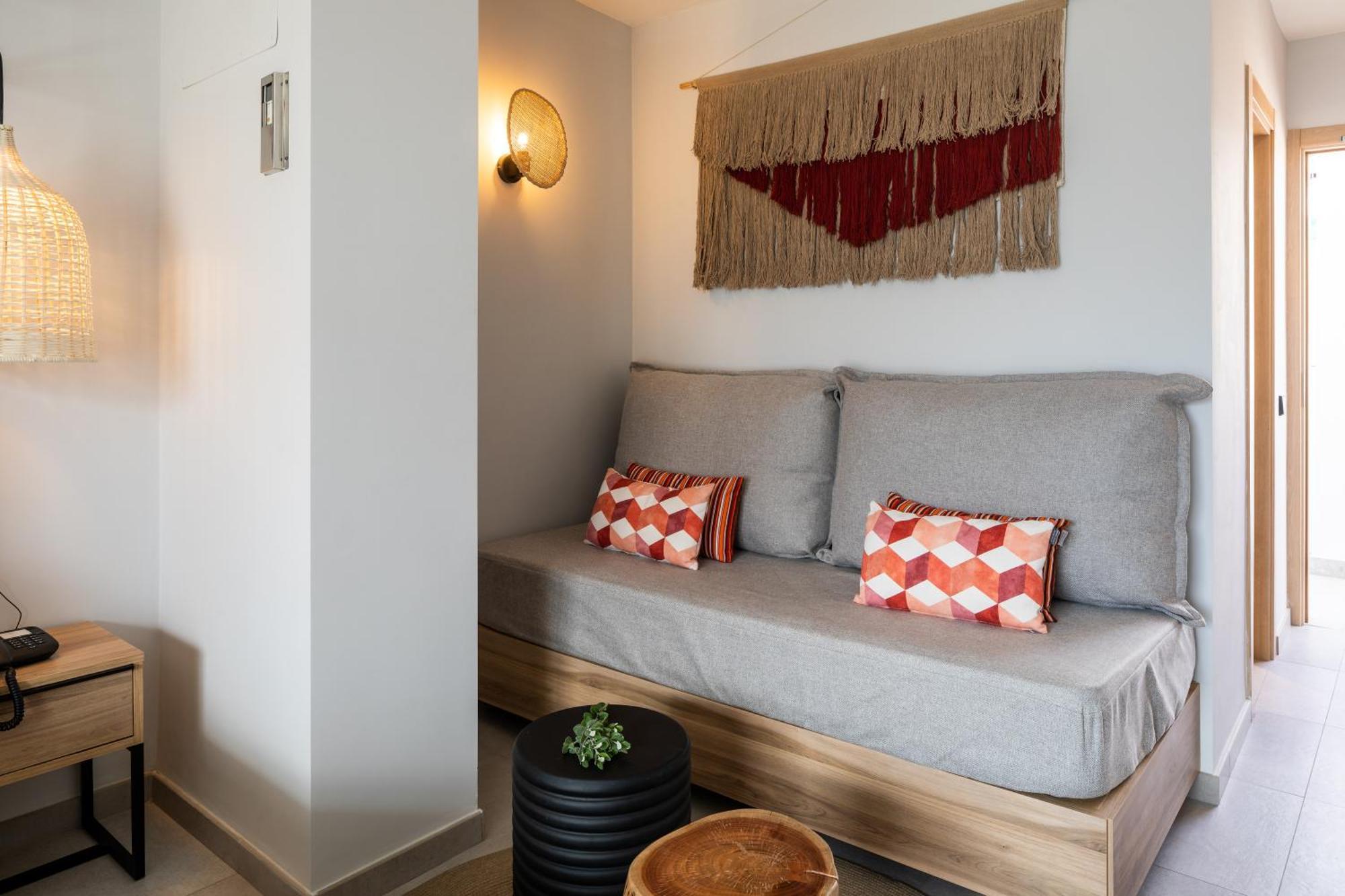 Aparthotel Casita Blanca - Adults Only San Antonio  Eksteriør billede